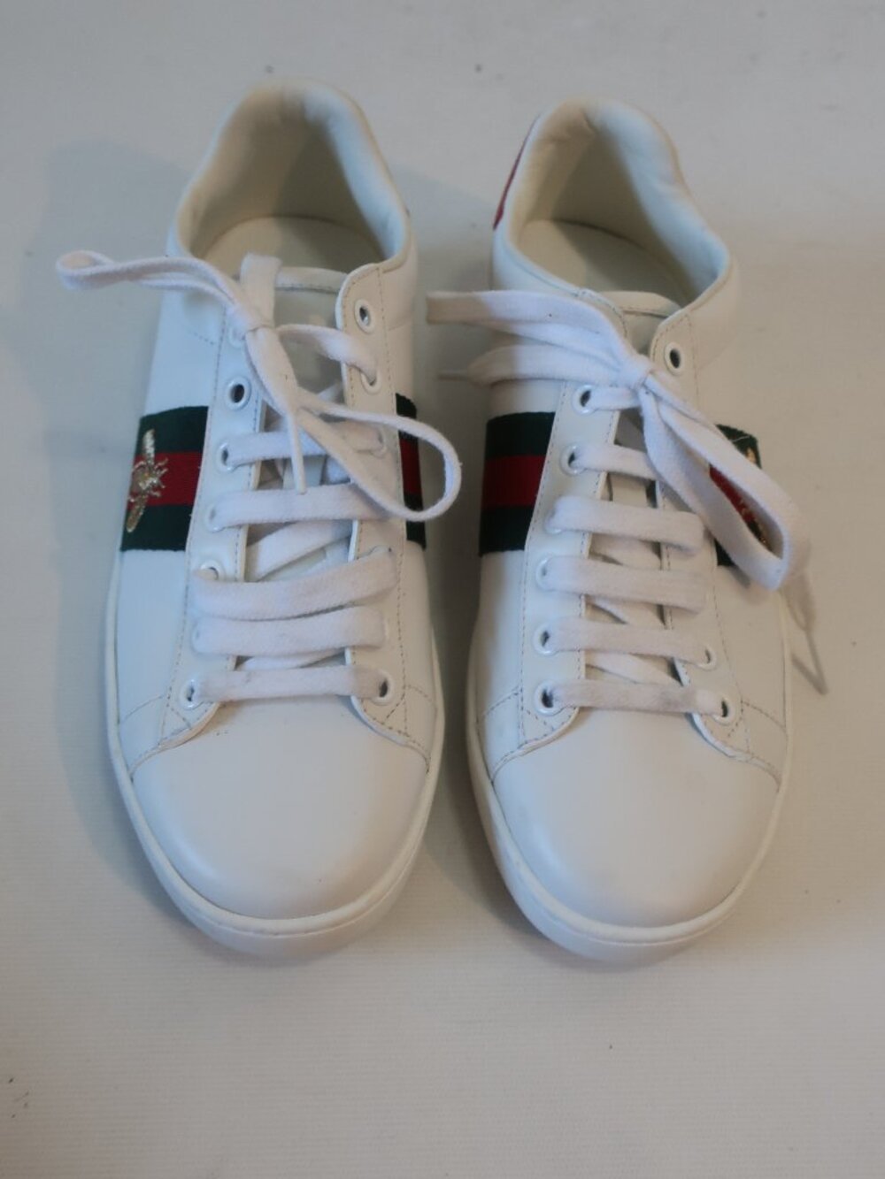 NWOB Authentic Womens Gucci Ace Web Embroidered Bee Leather Sneakers 36.5 US/6.5